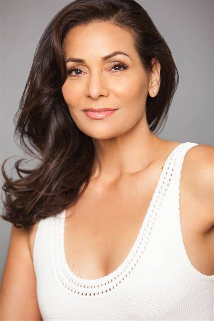 Constance Marie photo 3