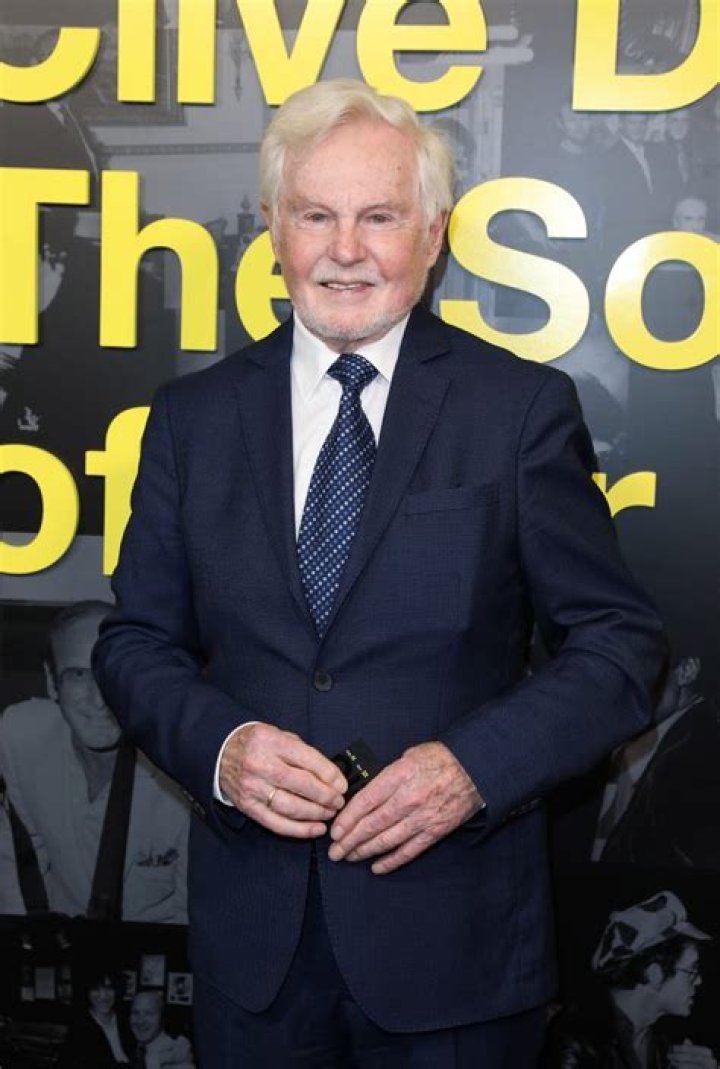 Derek Jacobi Net Worth - Wiki, Age, Weight and Height, Relationships, Family, and More