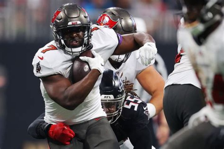 Leonard Fournette Net Worth - Wiki, Age, Weight and Height, Relationships, Family, and More