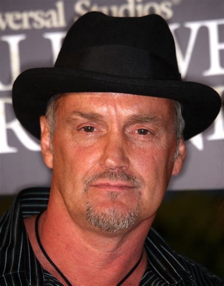 Michael Bowen photo 3